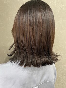 カルフール ロコ 草加西口店(Carrefour LOCO) 韓国風くびれヘア・ティラミスブラウン・立体感・透明感カラー