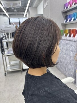 アッシュ 洋光台店(Ash) 首元すっきり柔らかくびれボブ
