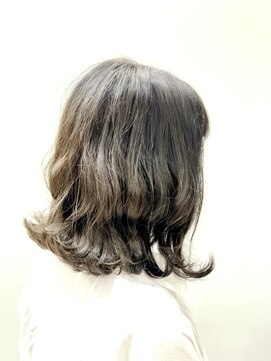 ユキオ オブ ヘアー(YUKIO of Hair) 【yukio本店】黒髪暗髪アッシュ小顔前下がり切りっぱなしボブ☆