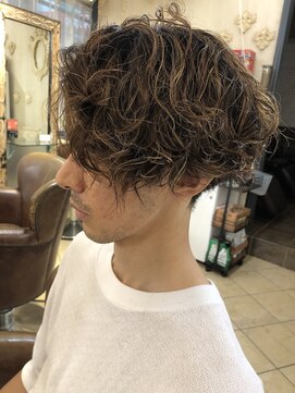 キャンバス バイ ネオリーブ 横浜西口(Canvas by neo.) 横浜★前下がりスパイラルパーマ×ハイライト