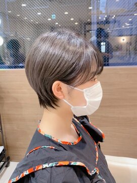 アッシュ 大泉学園店(Ash) 【丸みが可愛い】グレージュマッシュショート