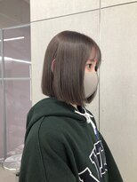 ルヴェール(Le Vert)&nbsp;切りっぱなしボブ × パールグレージュ