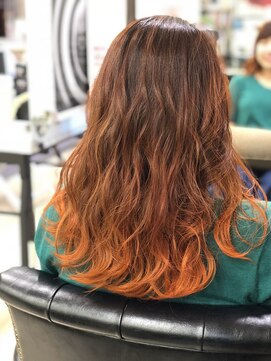 アクタノイド エット 香呂駅前店(actanoid etto) キャロットオレンジ