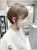 クリアベージュ