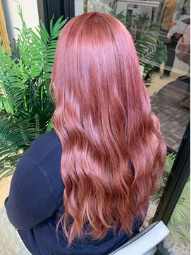 シャーマン(SHERMAN) ハイトーンピンク、ツイスト巻きスタイル