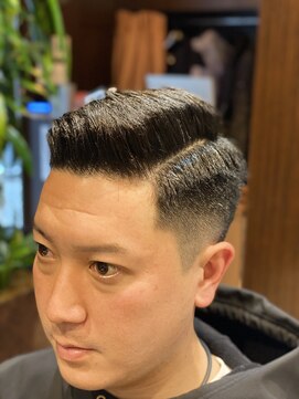 ヘアーモードキクチ 神田日銀通り店 神田アイパー