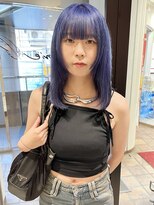 ラミエバイメルト 下北沢(lamie by melt)&nbsp;ネイビーブルー 顔周りレイヤー ブリーチカラーウルフレイヤー