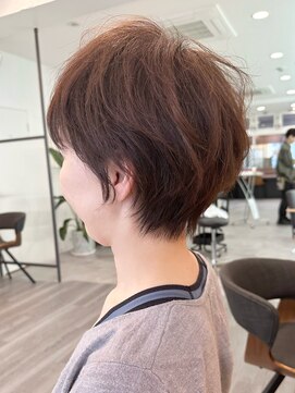 ビューエヒメ(VIEW EHIME) 小顔カットショートボブ大人可愛いアッシュオリーブ