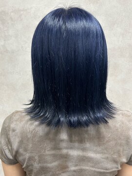 ルノン フィージュ(LUNON fieju) ネイビーブルー/ブリーチ/外ハネ