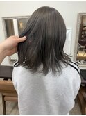 オリーブグレーカラー