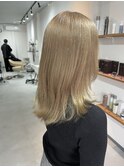 ブロンドヘア