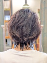 ジョカーレ(giocare)&nbsp;ゆるやかな動きと抜け感が魅力のくびれショートボブ