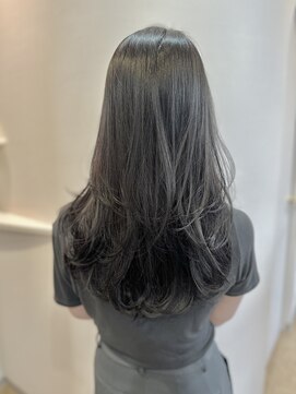 クム(QUMU) レイヤーカット×グレージュカラー☆