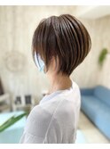 ショートボブ