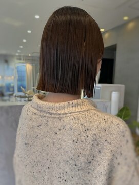 アトロ(Atoro) ボブ/梅田ボブ/切りっぱなしボブ/ストレート/ボブパーマ