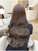 ・大人ガーリーダークアッシュミディアムレイヤー似合わせカット