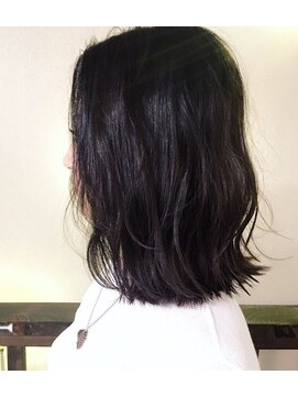 ロイ プラスアティック(roi +attic) 谷町6丁目美容室◇異空間美容室roi◆