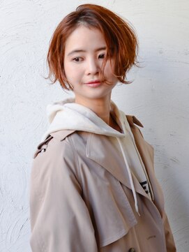 ロイジー(roijir) 【roijir 表参道 山岸】大人かわいい センターパートショート