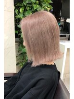 リア 大阪梅田(Ria)&nbsp;～ ミルクティーショート切りっぱなしボブ～【Ria 大阪 梅田】