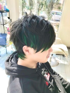 ティーズヘアイナガキイヴピアジェ ウルフ_デザインカラー_ネオグリーン_ディップ・ダイ