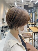 ミィ 浦和(mee)&nbsp;黒髪/グレーベージュ/レイヤーロング/前髪パーマ/浦和