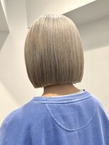 ラフ 新宿(Laff)&nbsp;新宿 前下がりボブ 切りっぱなしボブ ショートボブ 縮毛矯正