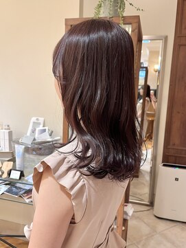 ビュートリアム265(BEAUTRIUM 265) セミディ 顔周りレイヤー 重めミディアム 10代20代30代 ツヤ髪