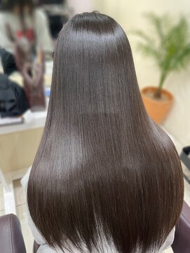 ミニヨン バイ ハピネス 高の原店(mignon by Happiness) 髪質改善ストレート 縮毛矯正 三宮