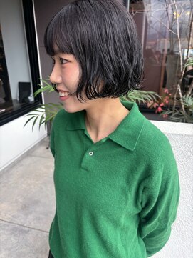 ブローチ(broche) ミニボブパーマ