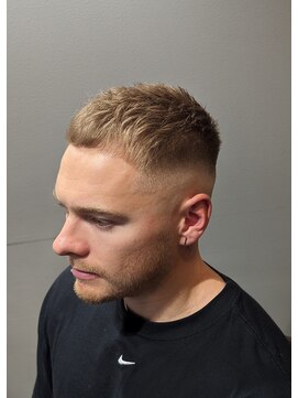 リレーションメンズヘアー(RELATION MEN'S HAIR) ツイストスパイラルパーマスペインカールダークアッシュマンバン