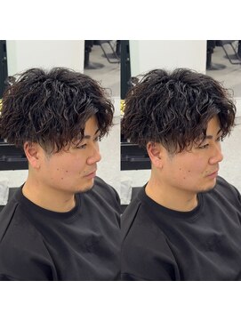 ブライト(BRIGHT) センターパートツイストスパイラルパーマ静岡メンズ