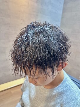 トゥエンティ(twenty) stylist 根本 メンズスタイル 小学生ツイスパ