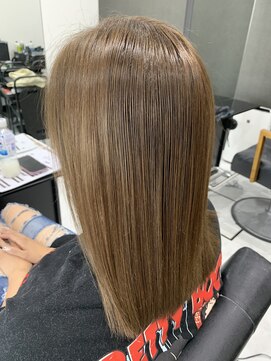 ディティール(Detail) 透明感カラー×ブルーグレージュ