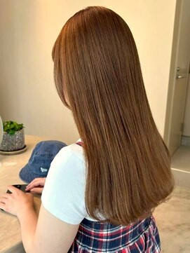 ミロアヴィタ 平尾(miroa vita) ベージュカラー 髪質改善 縮毛矯正 艶髪 顔周りカット 20代