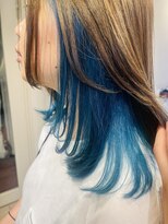 テトラ バイ ネオリーブ 横浜西口店(tetra by neolive)&nbsp;ブリーチインナーカラー☆ブルー　横浜横浜駅