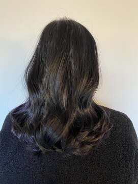 しっとりダークカラー