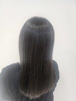 ロウ 町田(ROW)&nbsp;暗めカラーでも透明感♪オリーブ系カラー