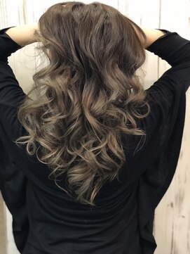 リュール(Reaule+s) グレージュグラデーション