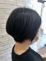 ネオリーブアオバ 高田馬場店(Neolive aoba)&nbsp;大人ショートボブ  ダークトーンのショートでも軽く見せる