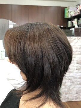 ティアラ レイヤーボブ