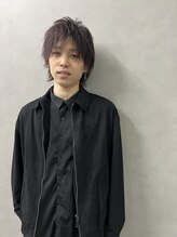＊副店長　 堀 惠悟＊　大人可愛い顔周りカット＆透明感カラーはお任せ下さい＾＾