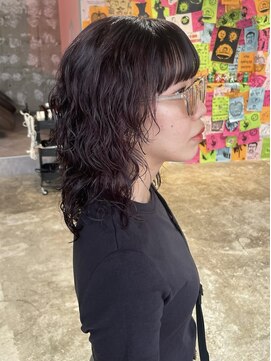 くるくるパーマ/ミディアムパーマ/レッドブラウン/ウルフパーマ