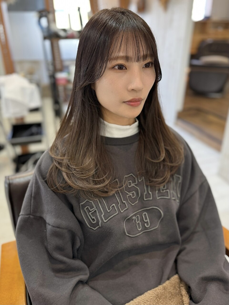 レイヤーカット×オリーブベージュ：L201401746｜シエル(Ciel)の