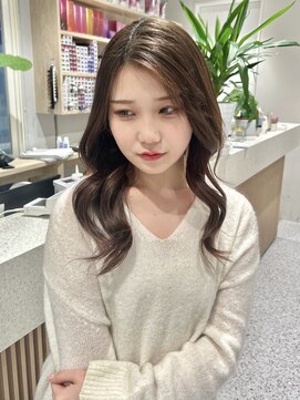 ゼストララ(ZEST Lara) 韓国レイヤーカットくびれ巻き【吉祥寺】misaki