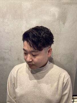 フランクスバーバーリザーブ 人形町店(FRANK’S BARBER RESERVE) ナチュラルアップバングパーマi