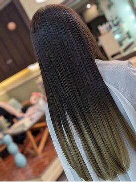 ラジィ(L'Asie) 細かいハイライトでつくるオンブレー、バレイヤージュカラー