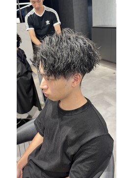 ステラ(STELLA) ツイスト/ツイストスパイラル/メンズパーマ/メンズカット