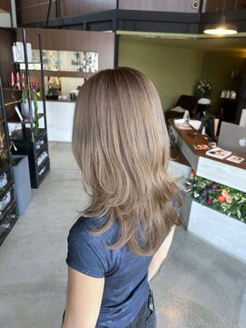 サロン クラッチ クリエイティブ コンセプト(salon CLUTCH creative concept) high tone color