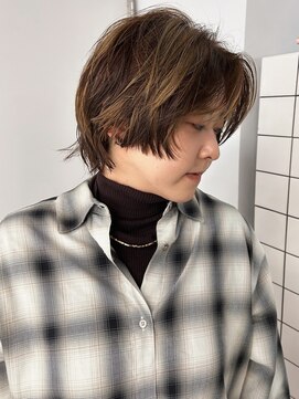 カルテ(QUARTE) デザインブリーチカラー/ハンサムショート