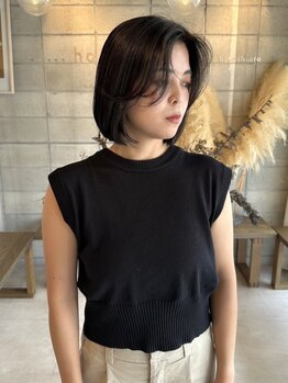 1mm単位で計算された顔周りの似合わせカットで、あなたの個性を引き出し小顔みえ×美髪カット実現☆！